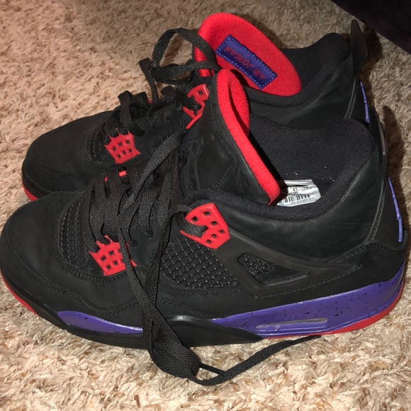 Jordan 4s Raptors - Picture 3 of 3